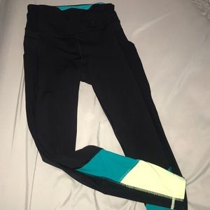 Lululemon leggings with pockets